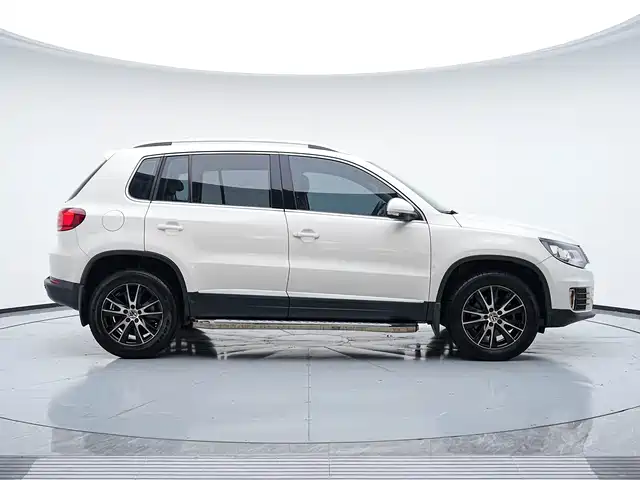 Volkswagen Tiguan 2015 1.8TSI Automatic 2WD Highline — фото 4