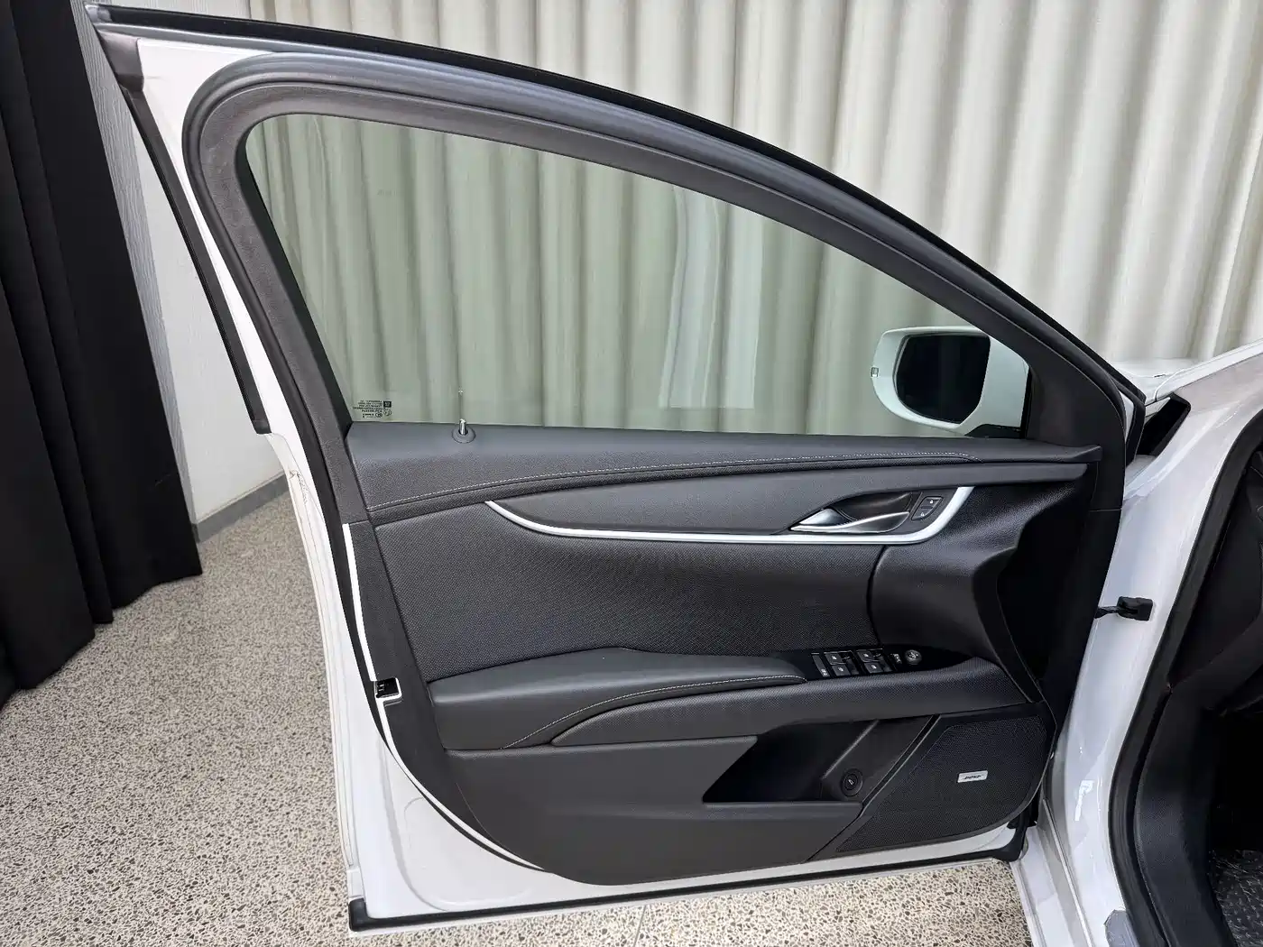 Cadillac XTS 2018 28T Technology фото 10