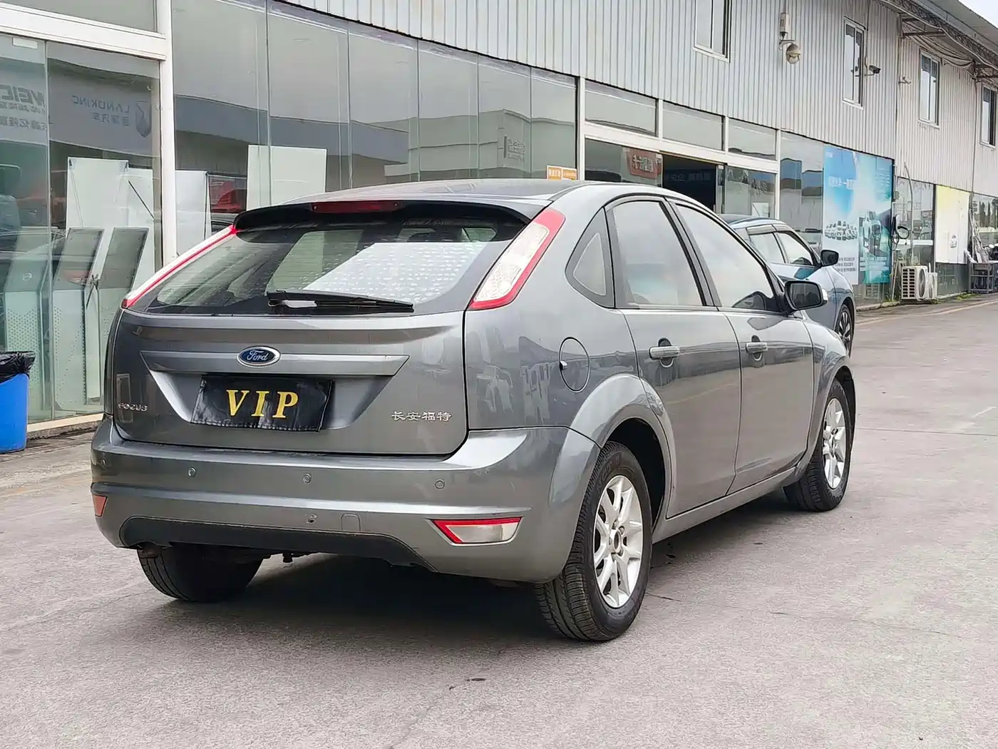 Photo 8 - Ford Focus
