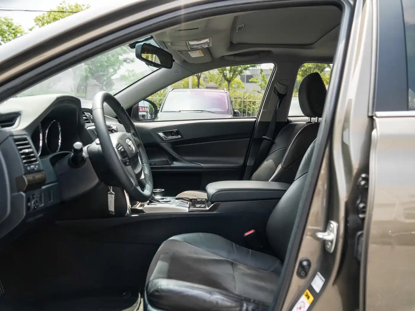 Toyota Reiz 2013 2.5V Premium Edition фото 9