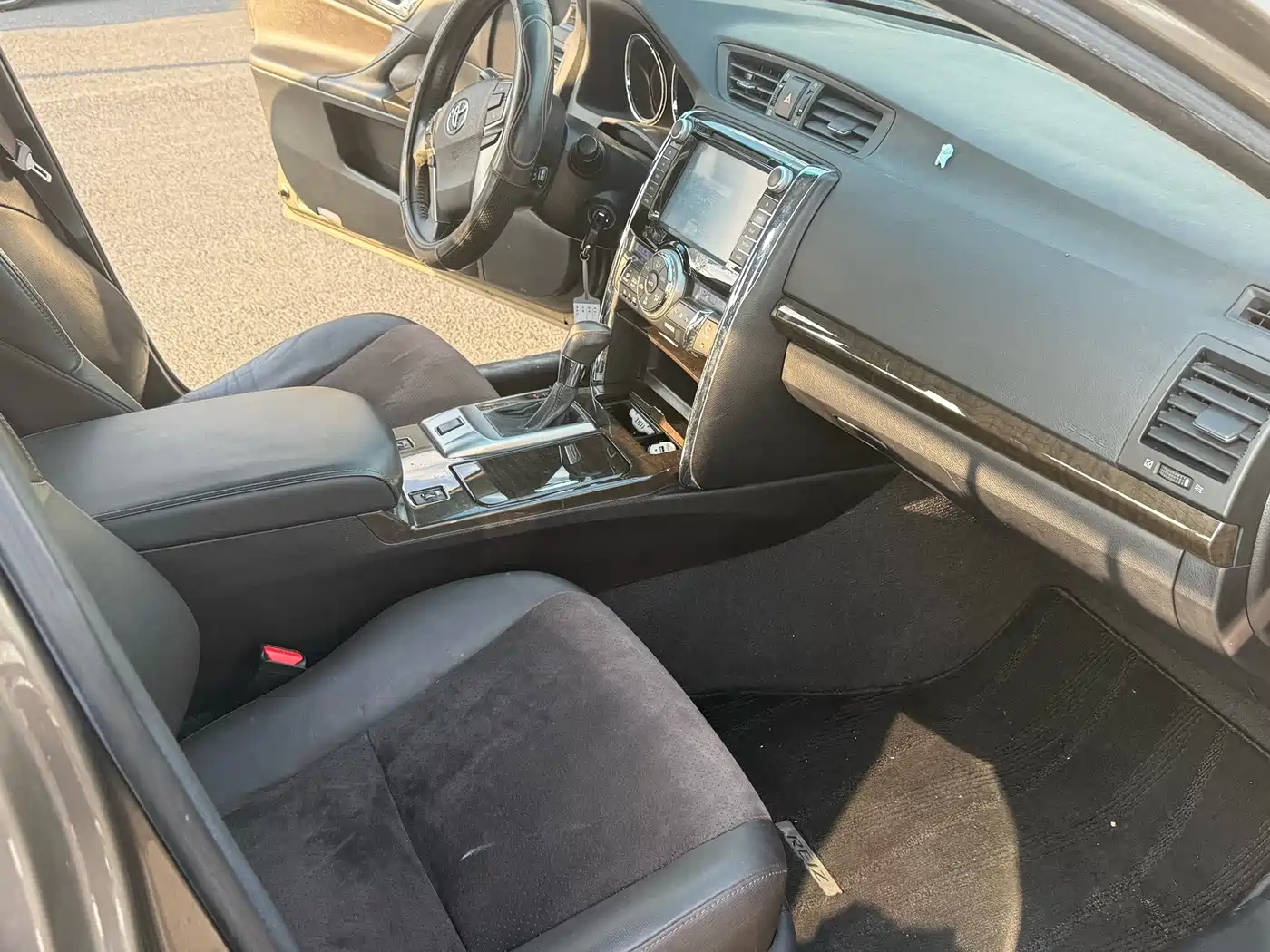 Toyota Reiz 2013 2.5V Premium Edition фото 14