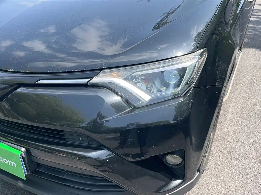 Toyota RAV4 Rongfang 2016 2.0L CVT 2WD Trend (China V) фото 19