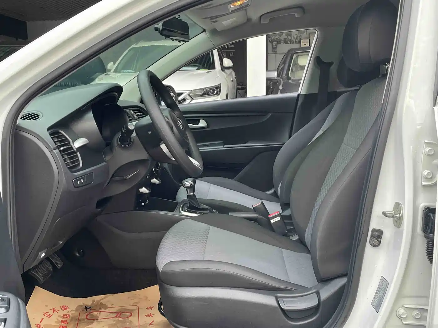 Kia K2 2017 Sedan 1.4L AT GLS фото 4