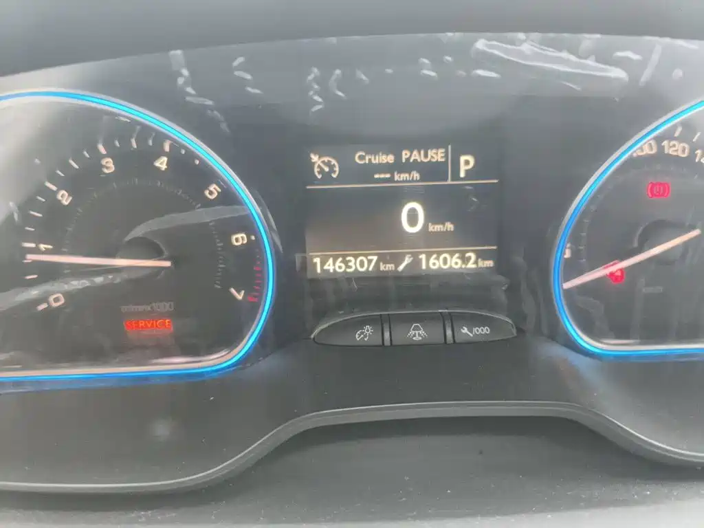 Фото 5 - Peugeot 2008