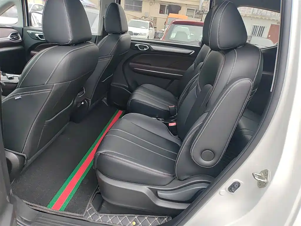 GAC Trumpchi Trumpchi M6 2023 PRO 270T DCT Luxury Edition фото 17