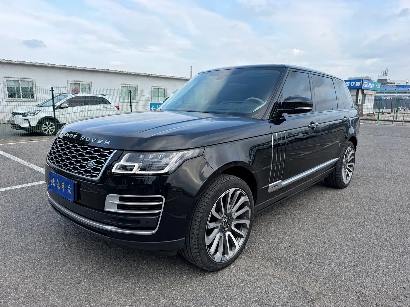 LAND ROVER RANGE ROVER