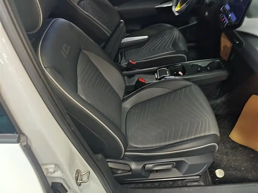 Volkswagen ID.3 2023 Pure Smart Edition фото 25