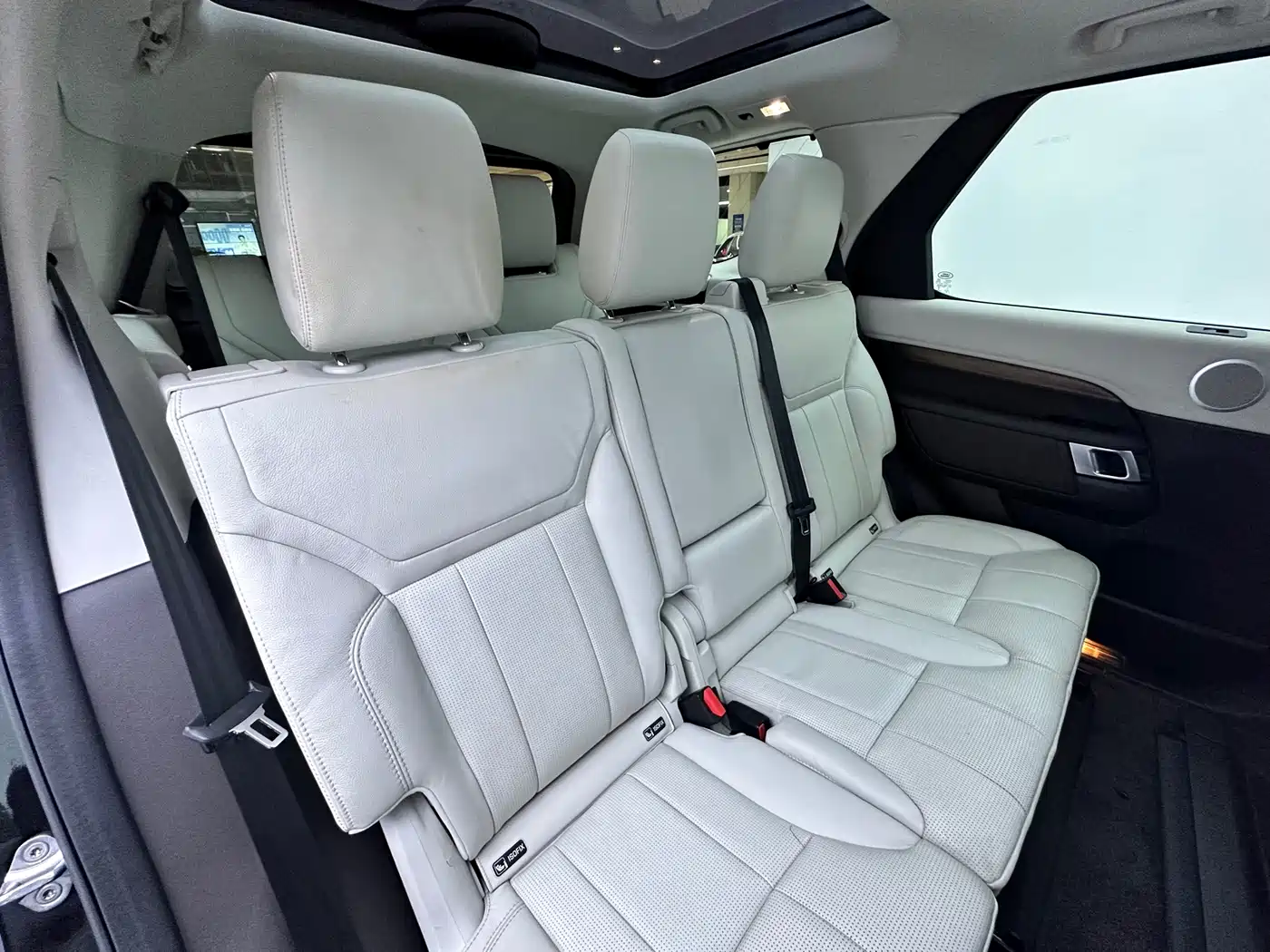 Land Rover Discovery 2018 3.0 SC V6 HSE фото 12