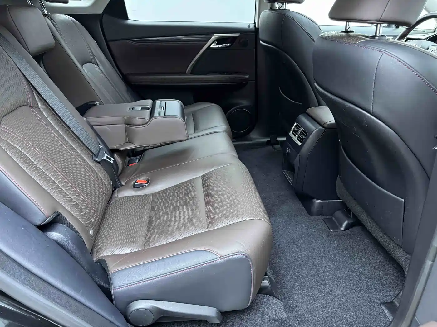 Lexus RX 2016 450h 4WD Elegance Edition фото 10