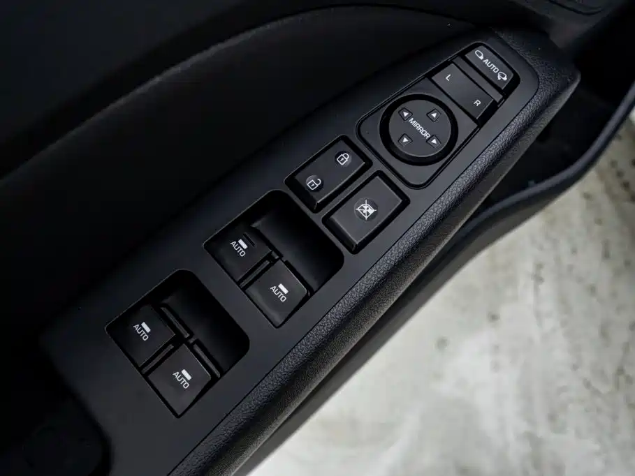 Hyundai Elantra Plug-in Hybrid 2020 2019 Model 1.6L PHX Joy Ride Edition