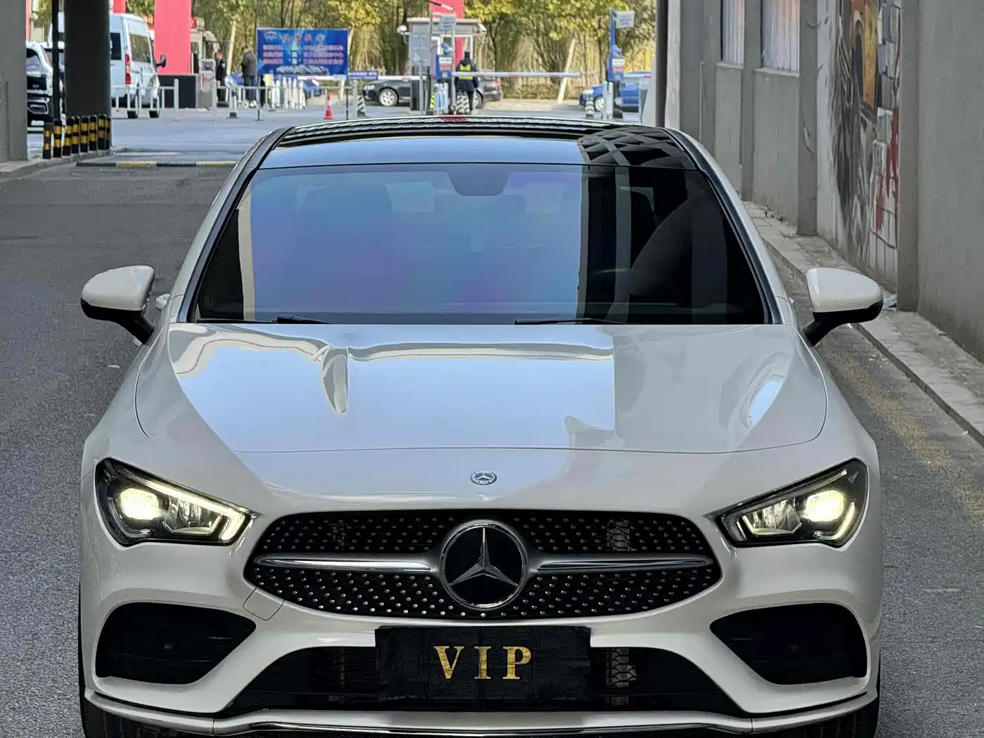 Mercedes-Benz CLA (Import) 2020 CLA 200 фото 17