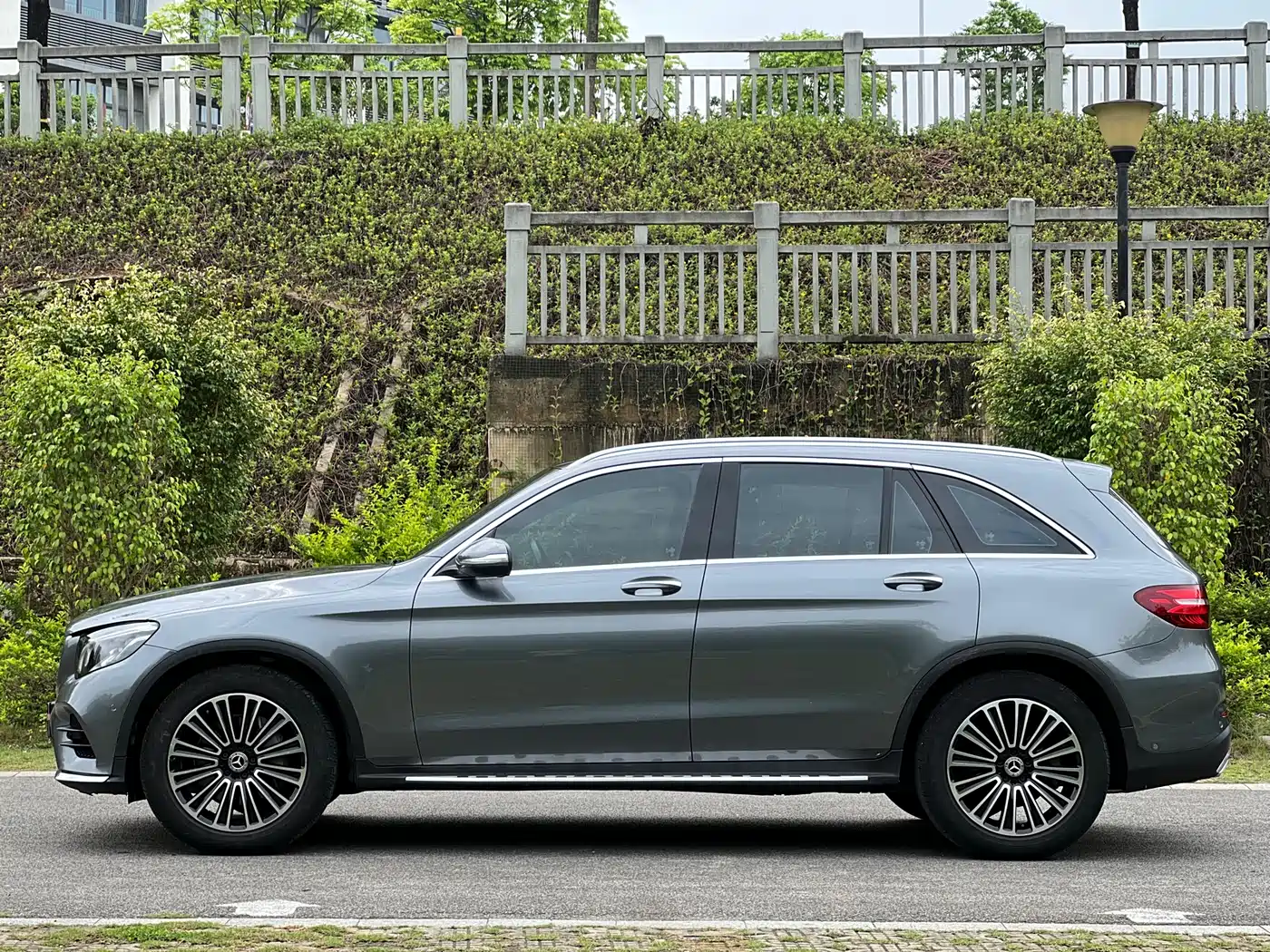Mercedes-Benz GLC 2019 GLC 260 4MATIC Dynamic фото 4