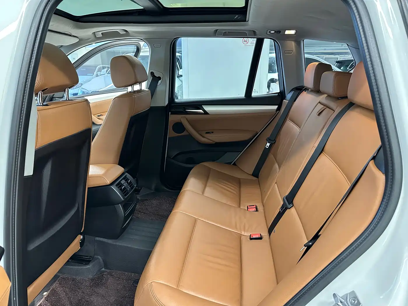 BMW X3 (Import) 2014 xDrive28i Leading Edition фото 14