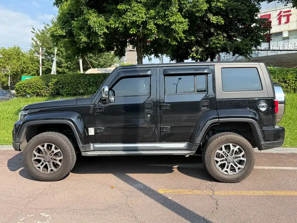 BAIC ORV Beijing Offroad BJ40 2025 2024 2.0T Urban Hunter Glory Edition