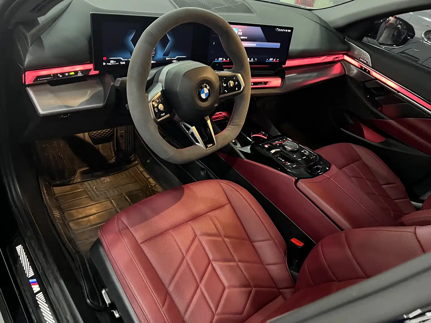 BMW 5 Series 2024 530Li Leading M Sport Package фото 3