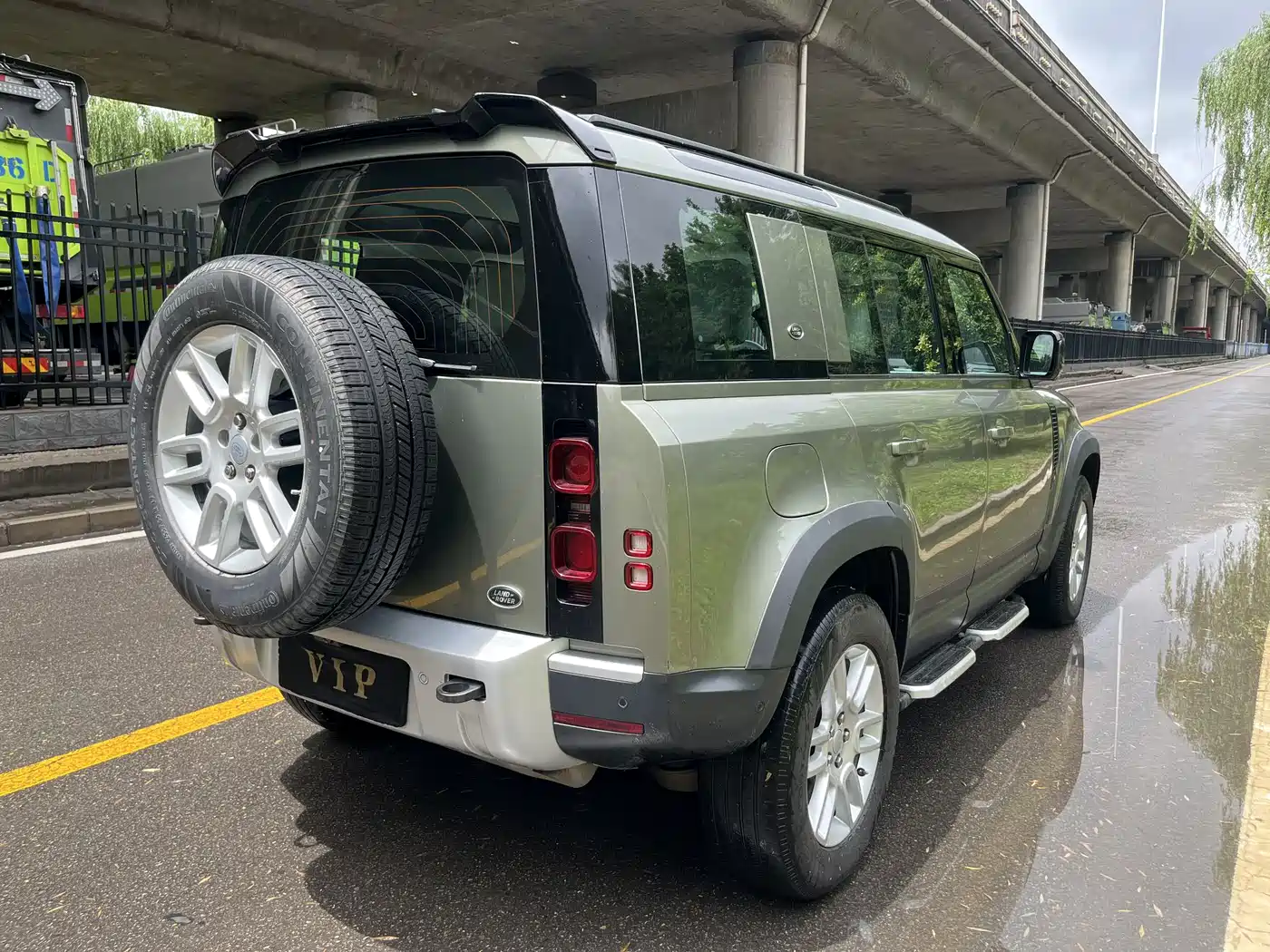 Land Rover Defender 2020 Model 110 P400 SE фото 5