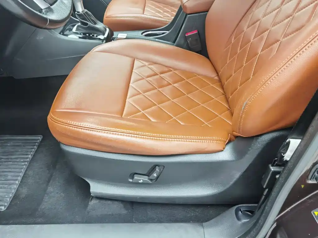 Isuzu mu-X Ranger 2018 2018 1.9T Diesel Auto 2WD Premium Edition 7-seater
