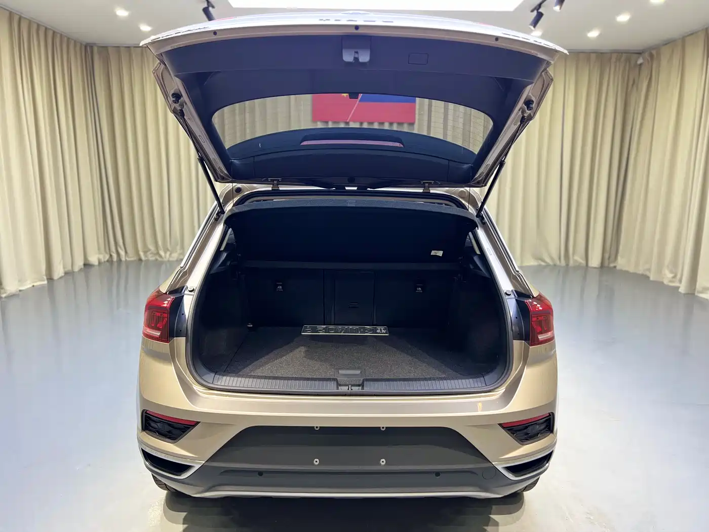 Volkswagen T-ROC 2022 280TSI DSG 2WD Comfort PLUS фото 17
