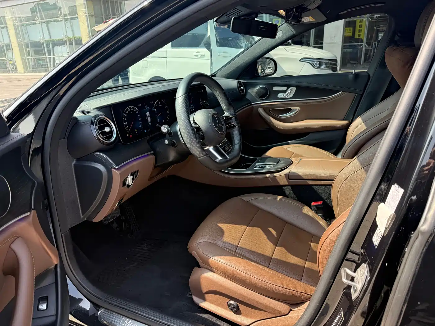 Mercedes-Benz E-Class 2021 E 300 L Sport Fashion фото 12
