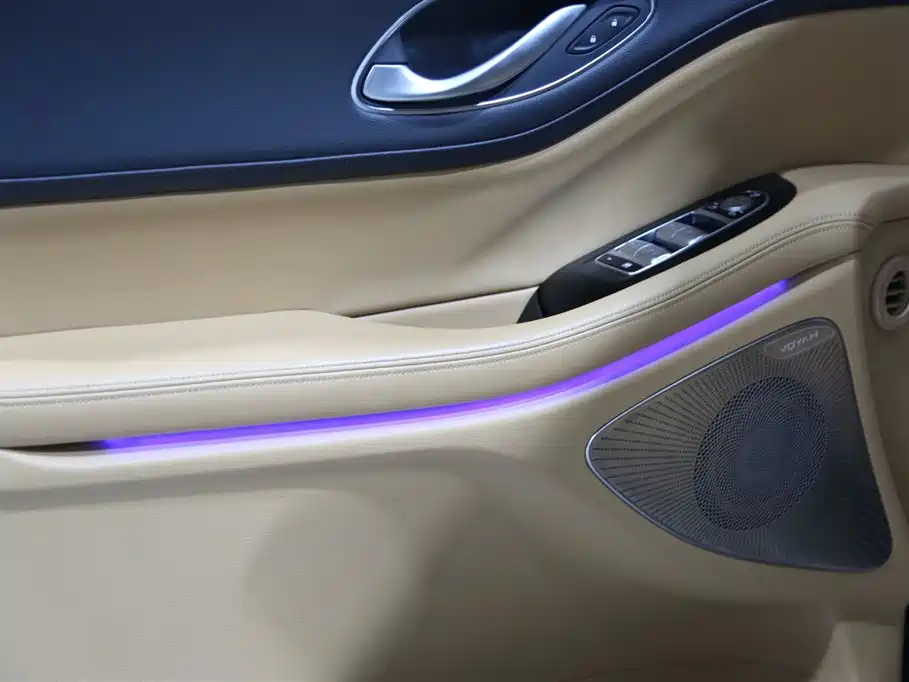 Voyah Auto Voyah Dreamer 2025 Model PHEV 4WD Premium QianKun Edition фото 4