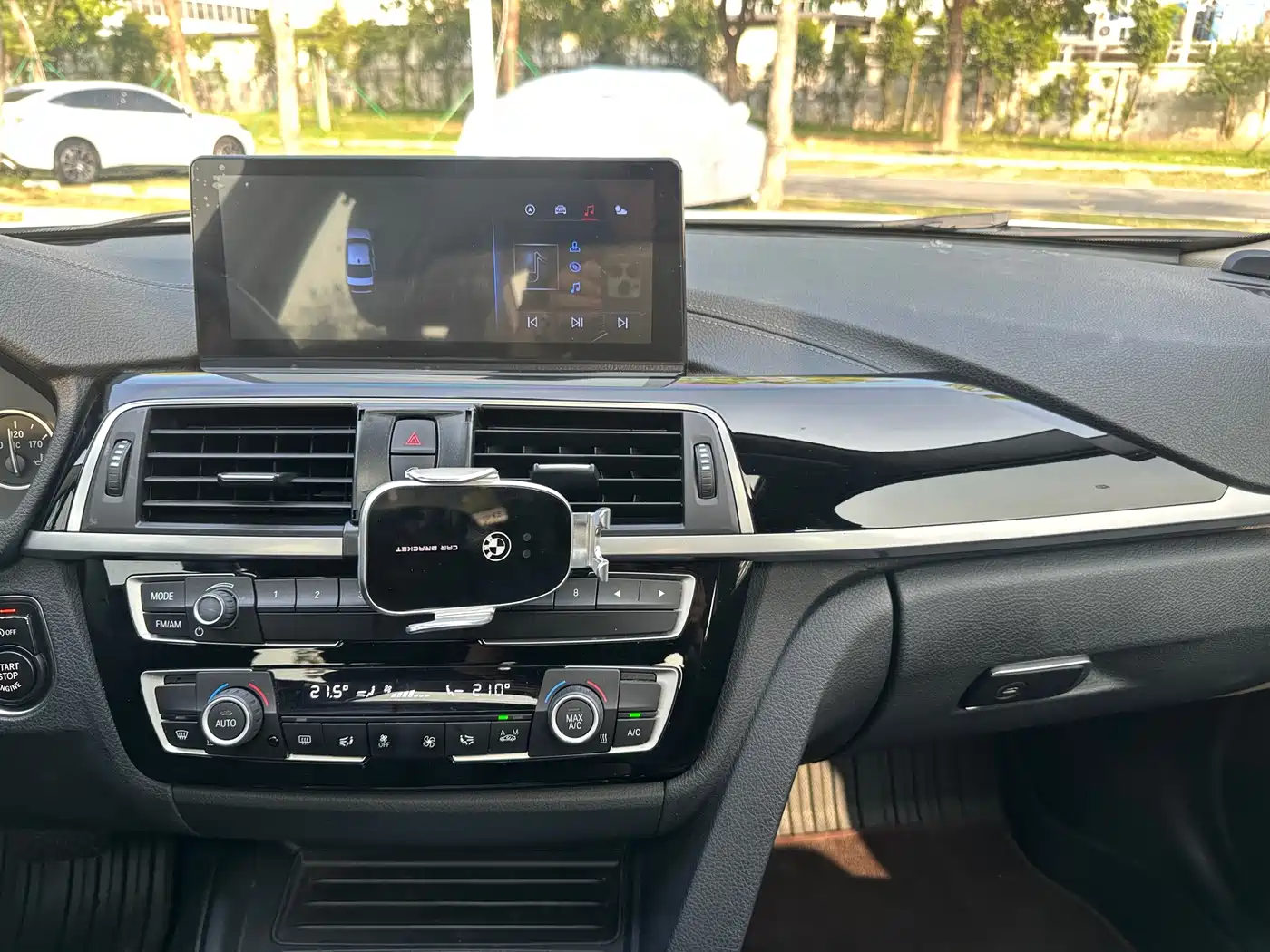 BMW 3 Series 2018 320Li Fashion Style фото 18
