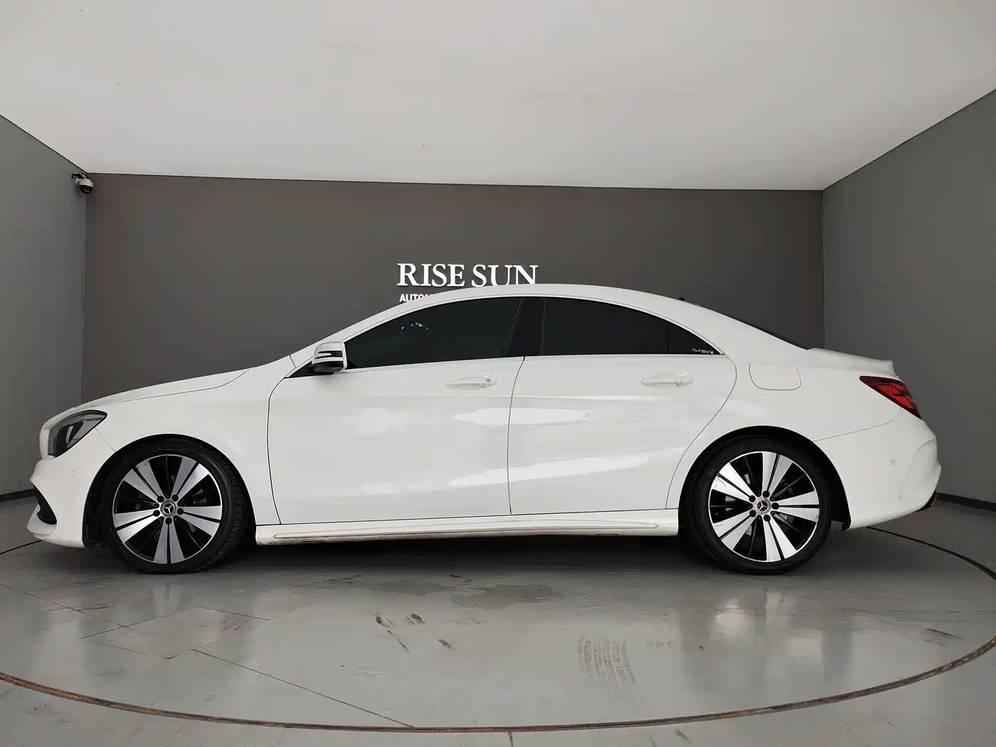 Mercedes-Benz CLA (Import) 2018 CLA 200 Fashion Edition фото 7