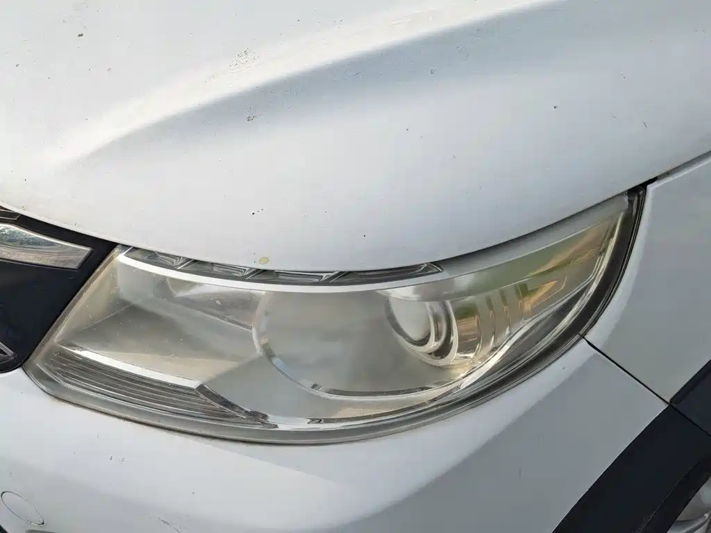 Dongfeng Fengxing Joyear XV 2015 2015 1.6L CVT Luxury