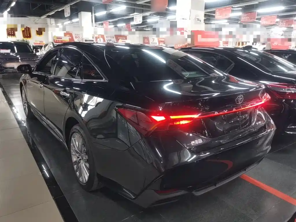 Toyota Avalon 2024 Hybrid 2.0L Luxury Edition фото 5