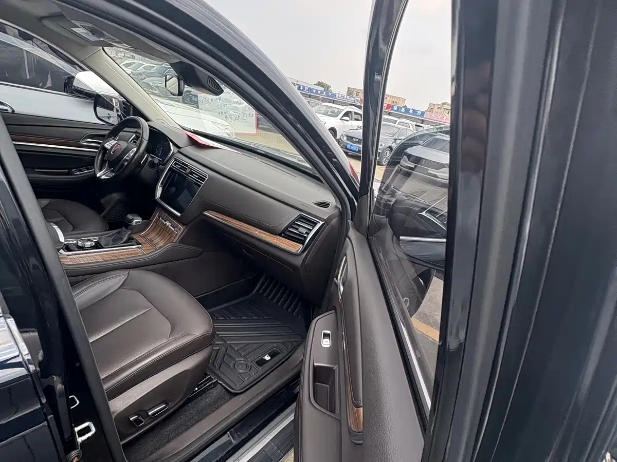 Roewe RX8 2018 2018 30T Intelligent Internet 4WD Supreme Edition