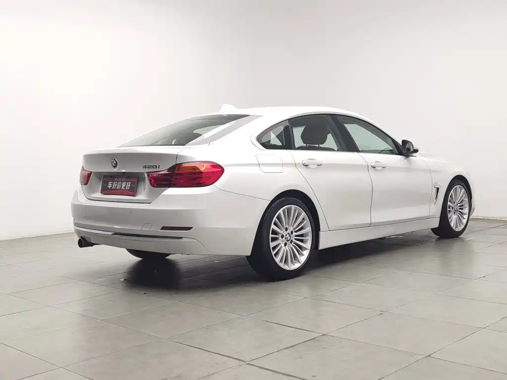 صورة 2 - BMW 4 Series