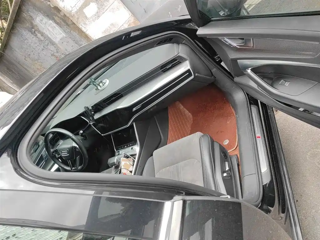Audi A6L 2023 40 TFSI Luxury Dynamic фото 20