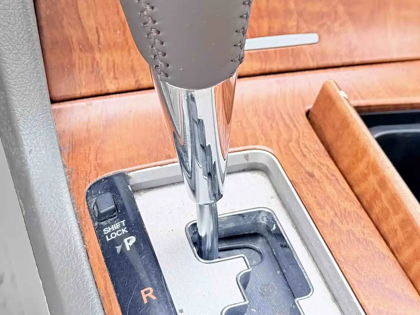 Toyota Camry 2009 Model 240G Luxury Edition фото 17