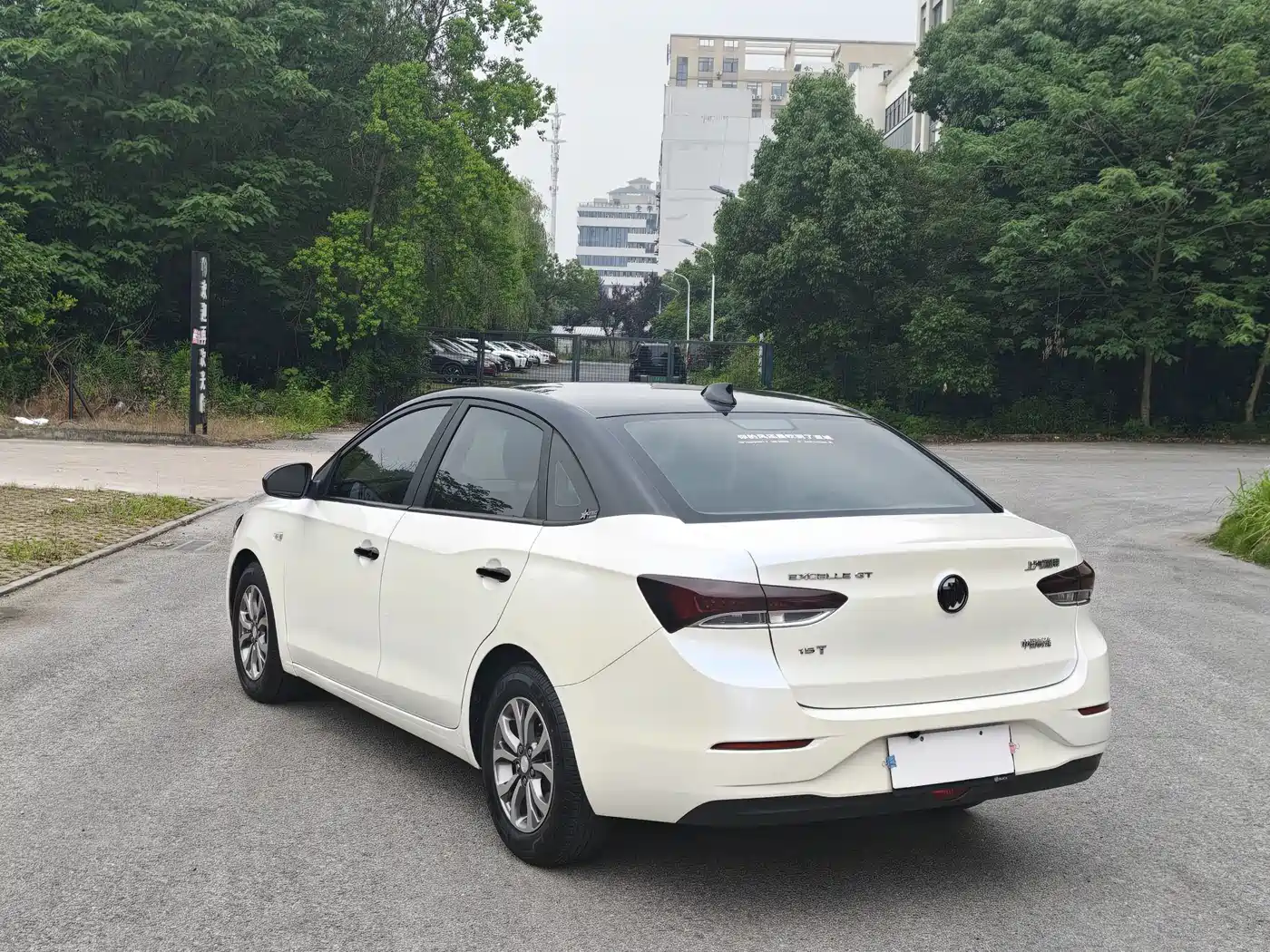 Buick Excelle 2019 15T DCT Progressive Type China VI фото 6