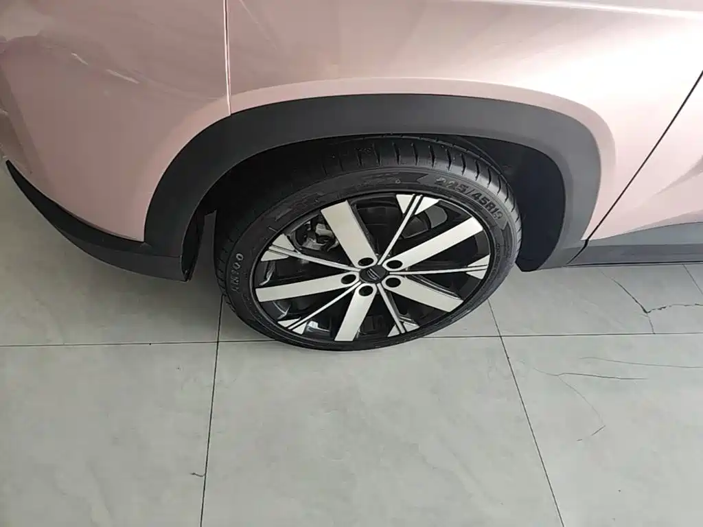 Geely ICON 2023 2023 Model 1.5TD Chocolate Deluxe Edition