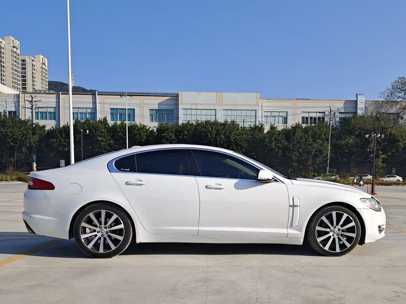 Jaguar XF 2010 2009 Model XF 3.0L V6 Luxury Edition