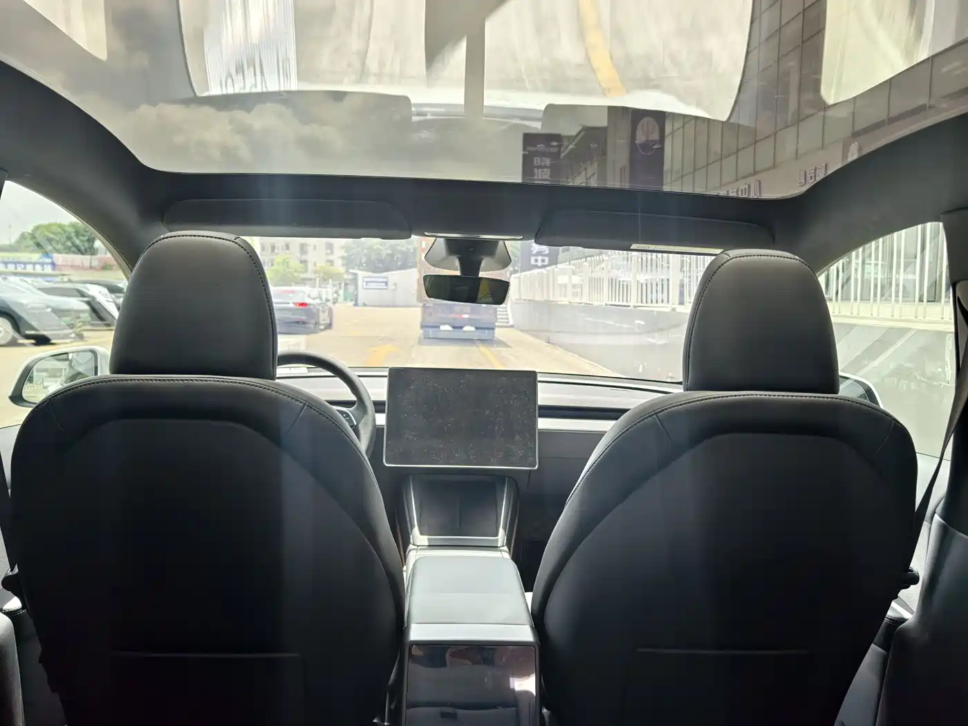 Tesla Model Y 2026 2026 Rear-Wheel Drive