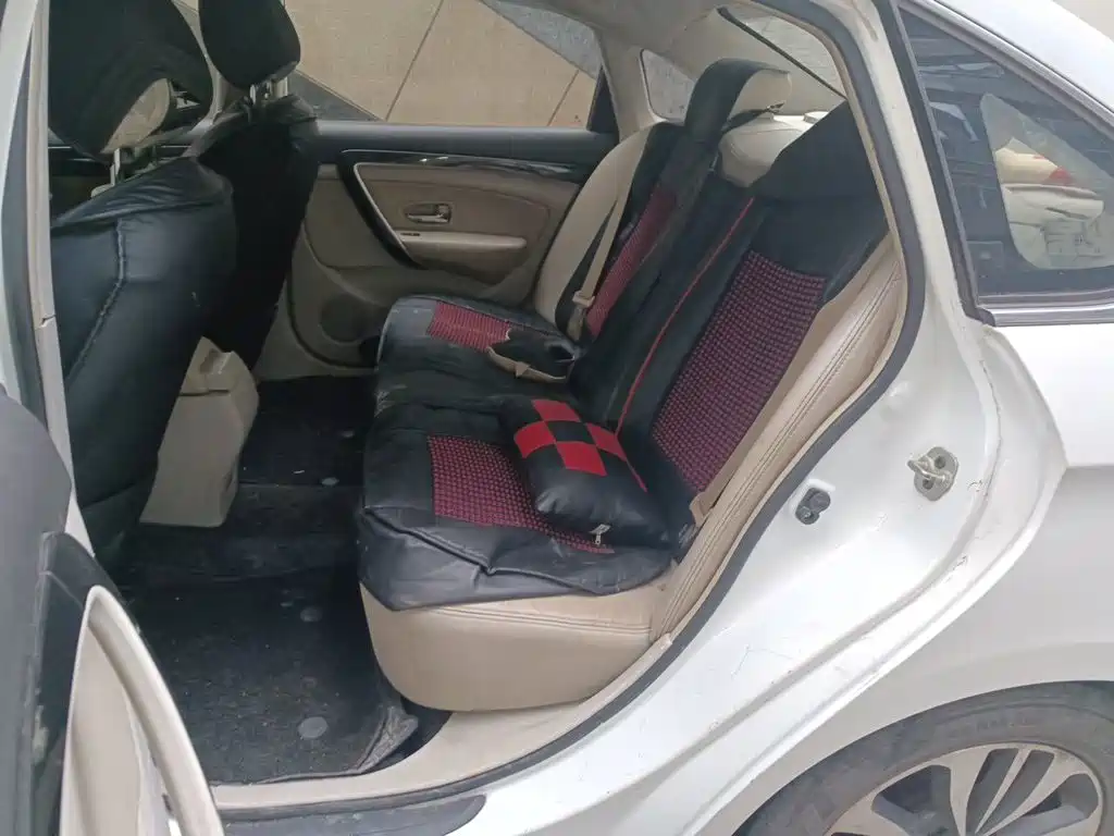 Dongfeng Aeolus Dongfeng Fengshen A60 2016 2016 1.5L Manual Premium