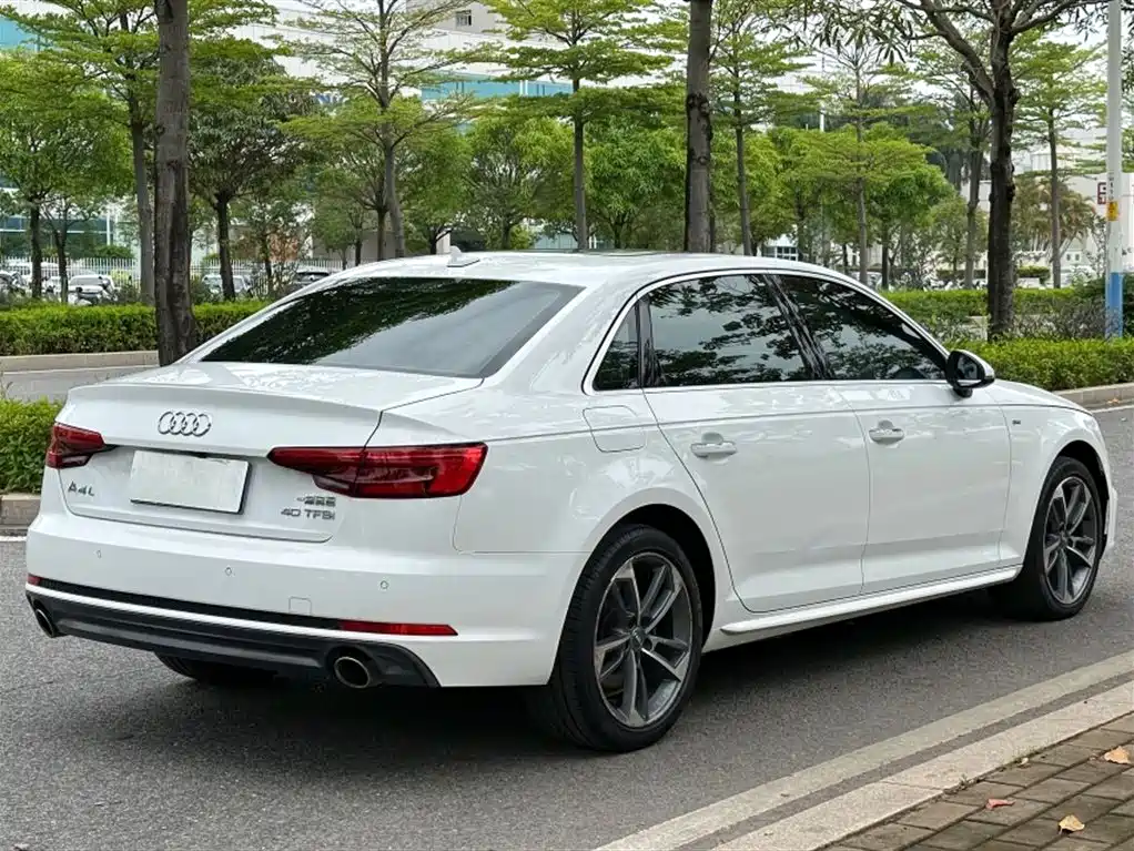 Audi A4L 2017 Plus 40 TFSI Sport фото 7