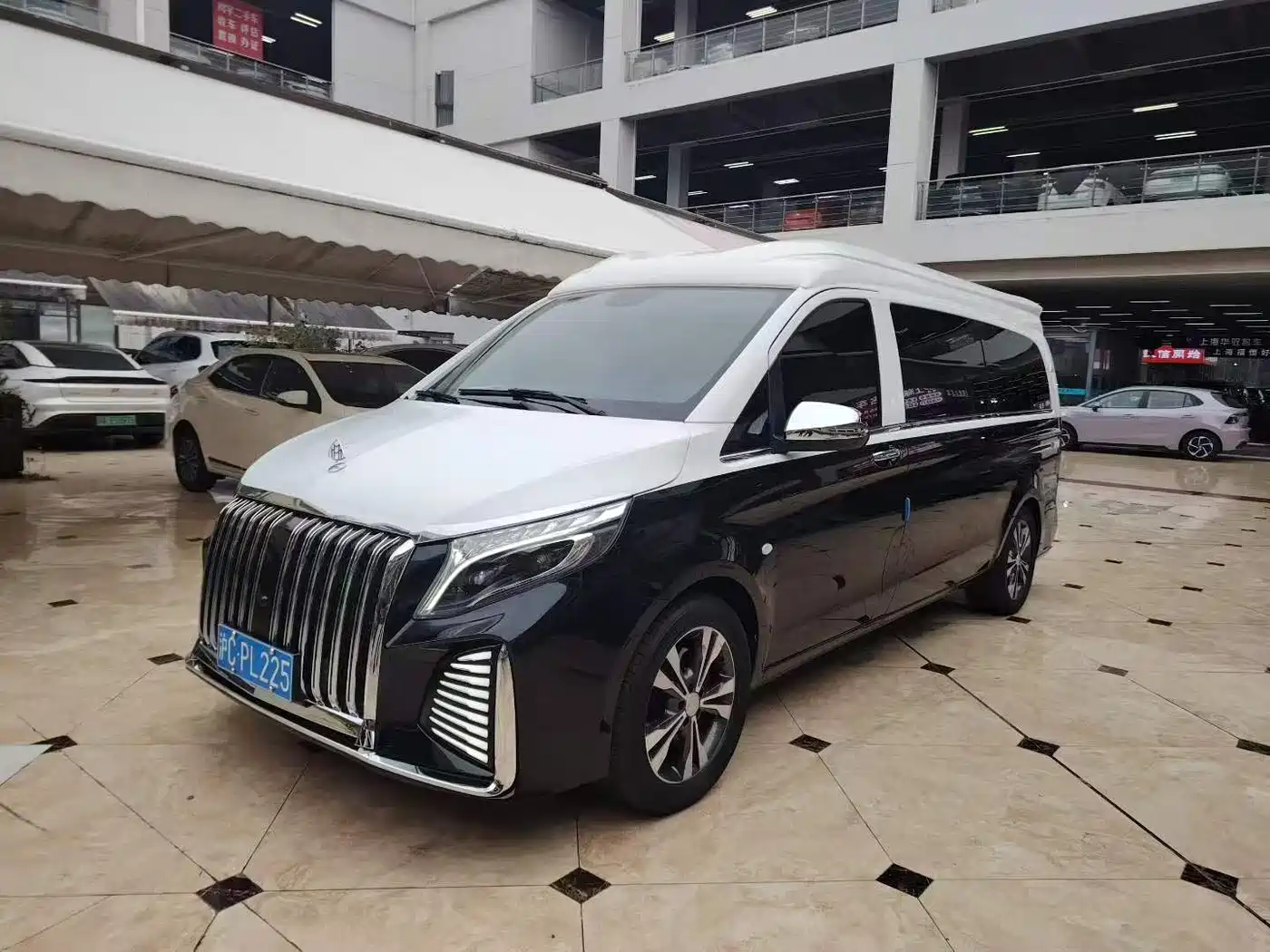Mercedes-Benz Vito 2016 2.0T Elite 9-Seater