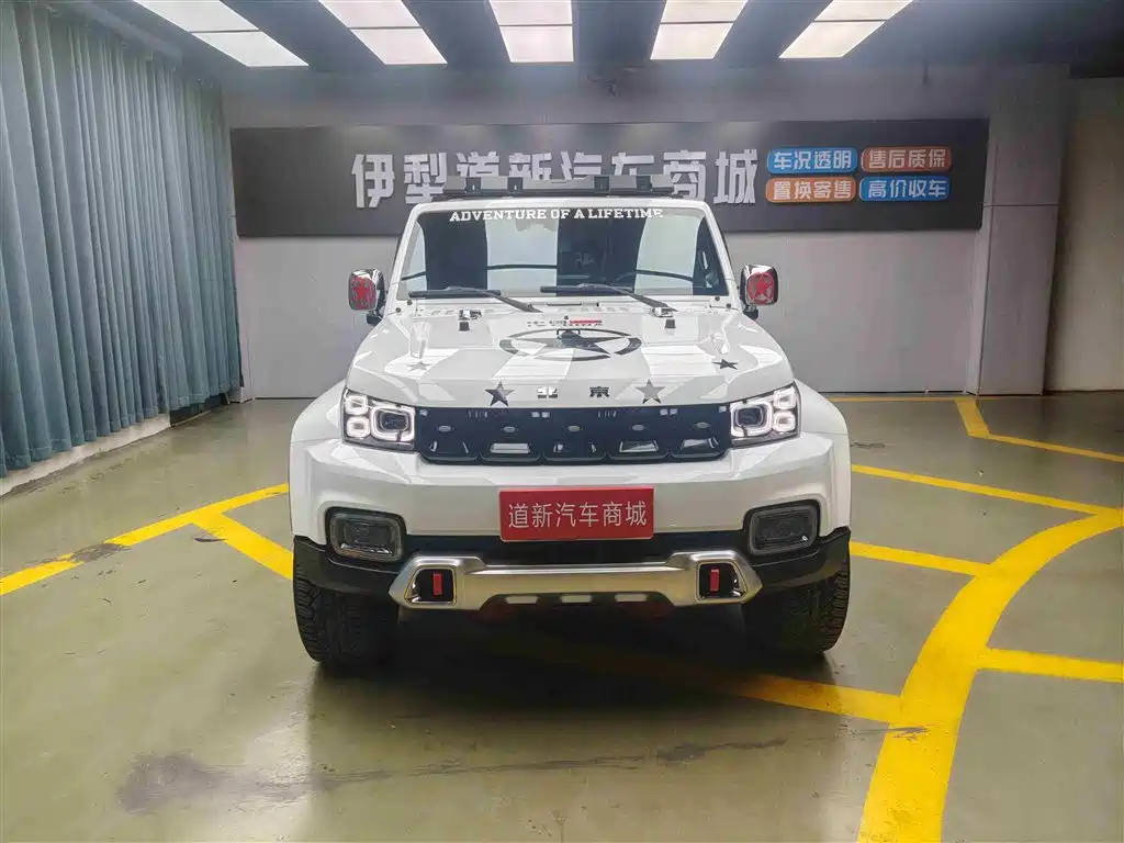 BAIC ORV Beijing Offroad BJ40 2023 2.0T Auto 4WD Urban Hunter Knight Edition фото 2