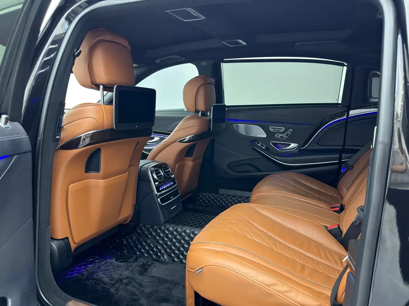 Mercedes-Benz Maybach S-Class 2020 S 450 4MATIC Collector's Edition фото 11