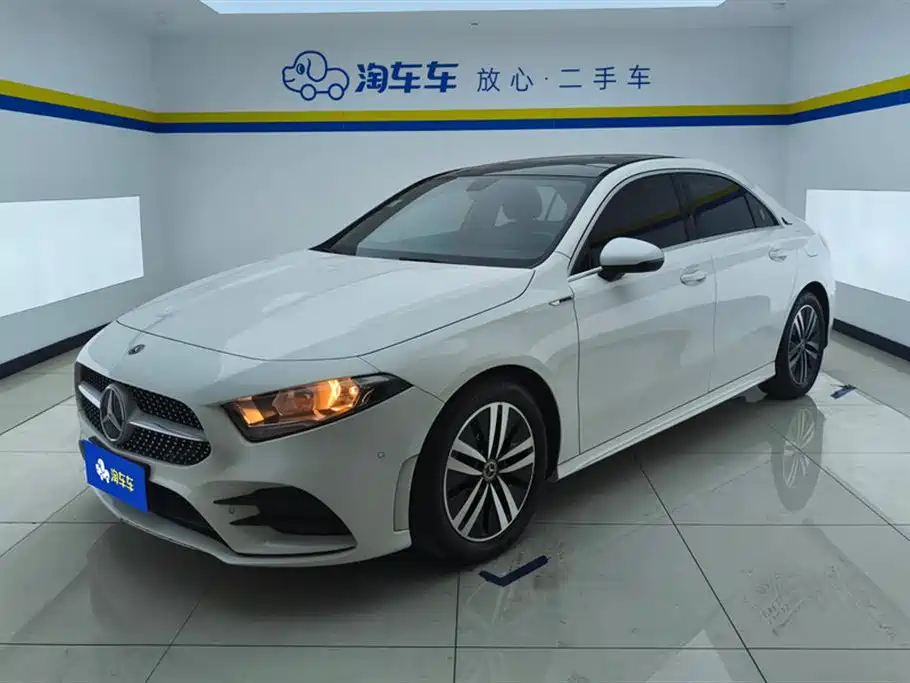 Mercedes-Benz A-Class 2019 A 180 L Sport Sedan