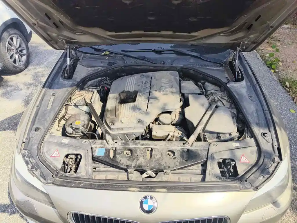 Photo 9 - BMW 5 Series