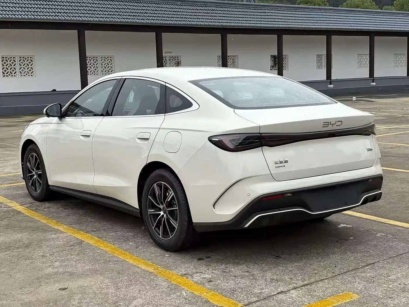 BYD SEAL 06 NEW ENERGY