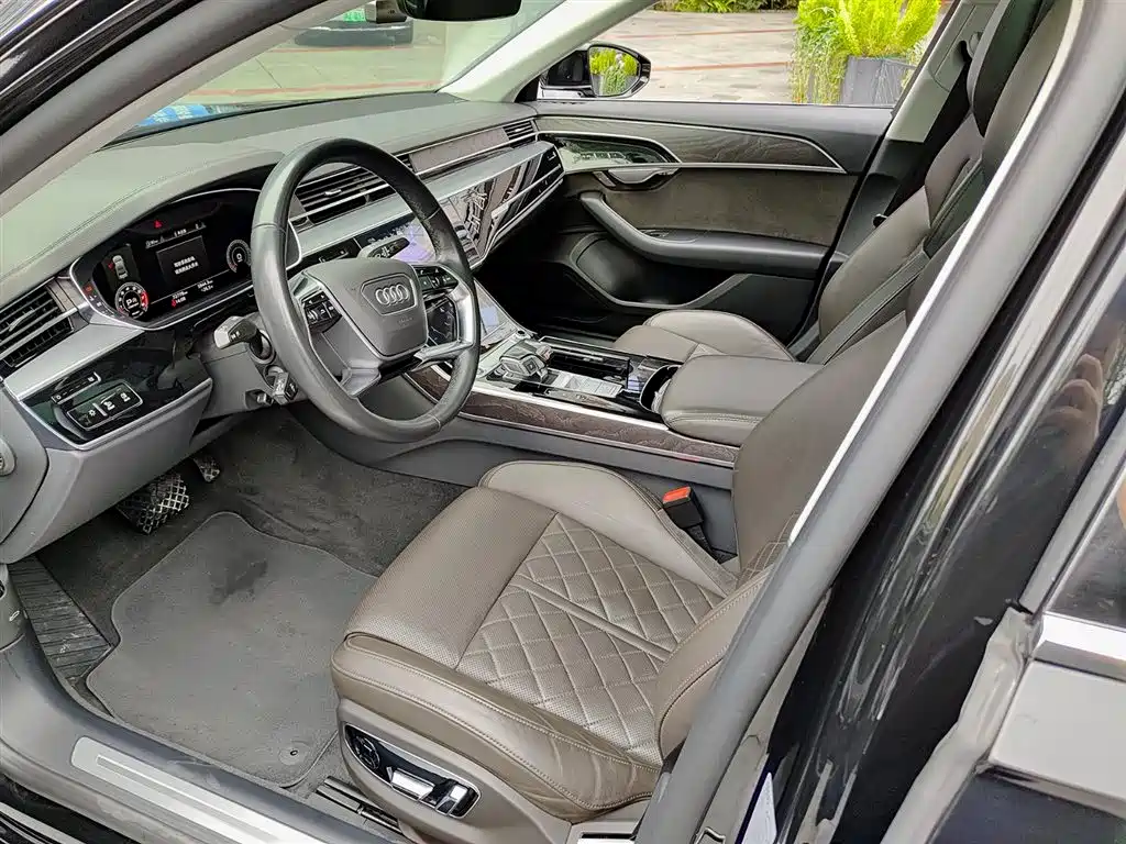 Audi A8 2021 A8L 50 TFSI quattro Comfort фото 7