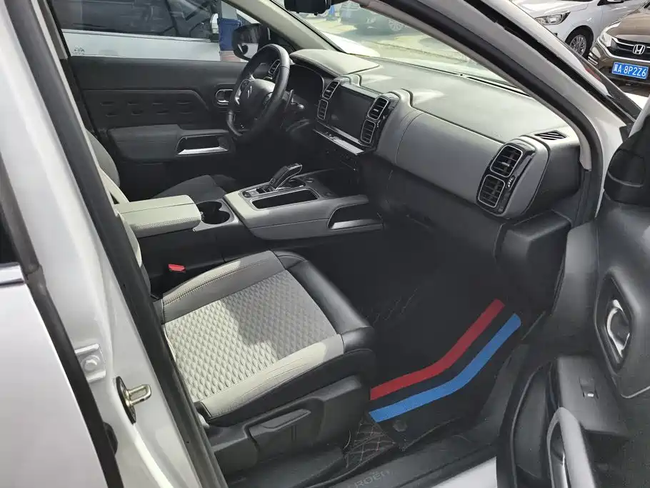 Фото 8 - Citroën Tianyi C5 AIRCROSS