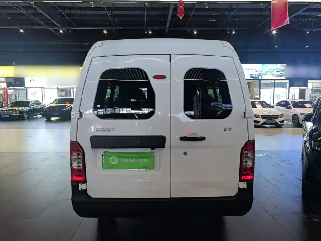 Karry Jiangtun E7 2025 2024 Model Clear Window 41.86kWh 7-Seater