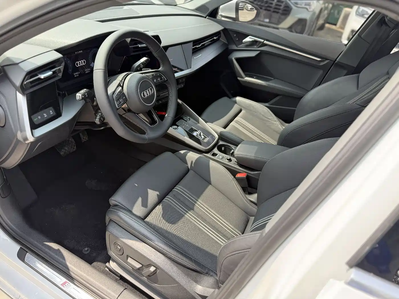 Audi A3 2022 A3L Limousine 35 TFSI Style Sport фото 4