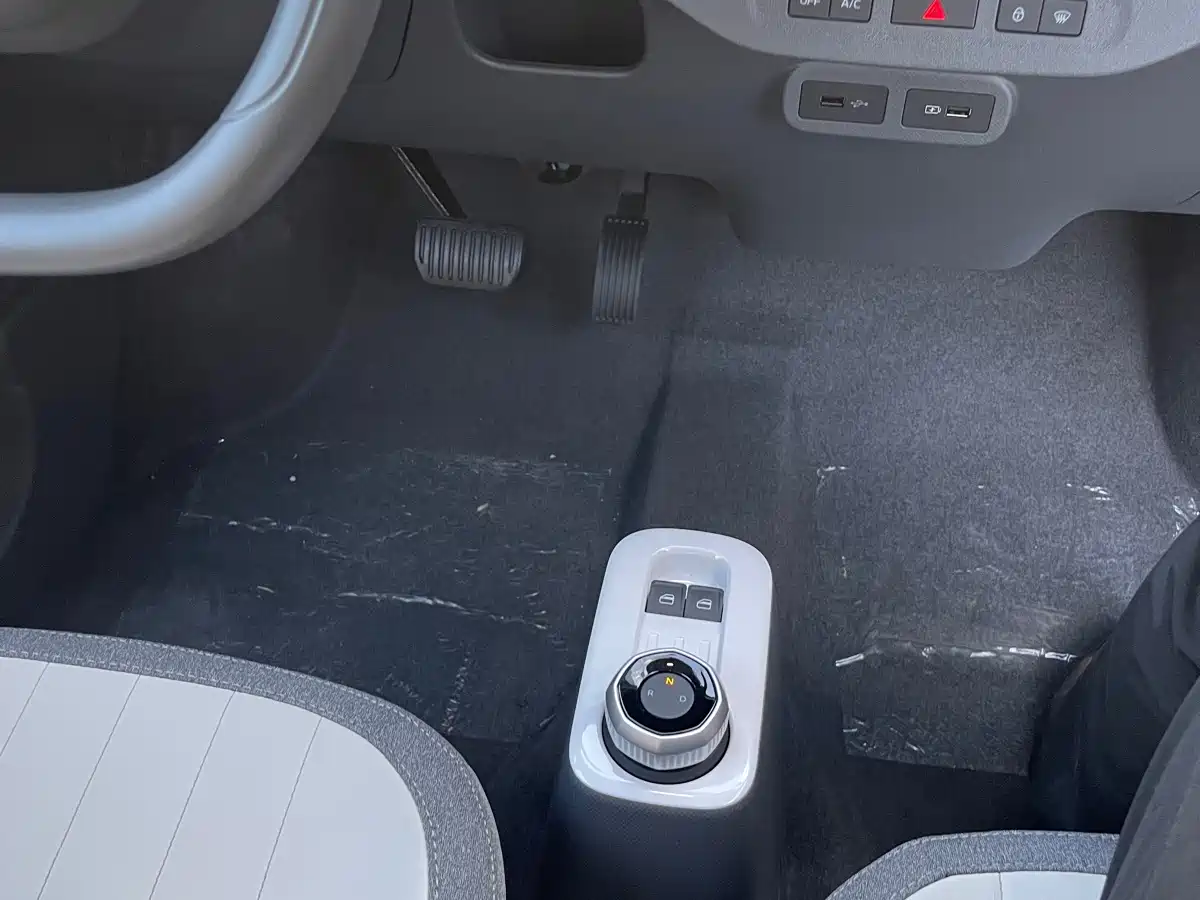 Photo 19 - Geely Galaxy Panda