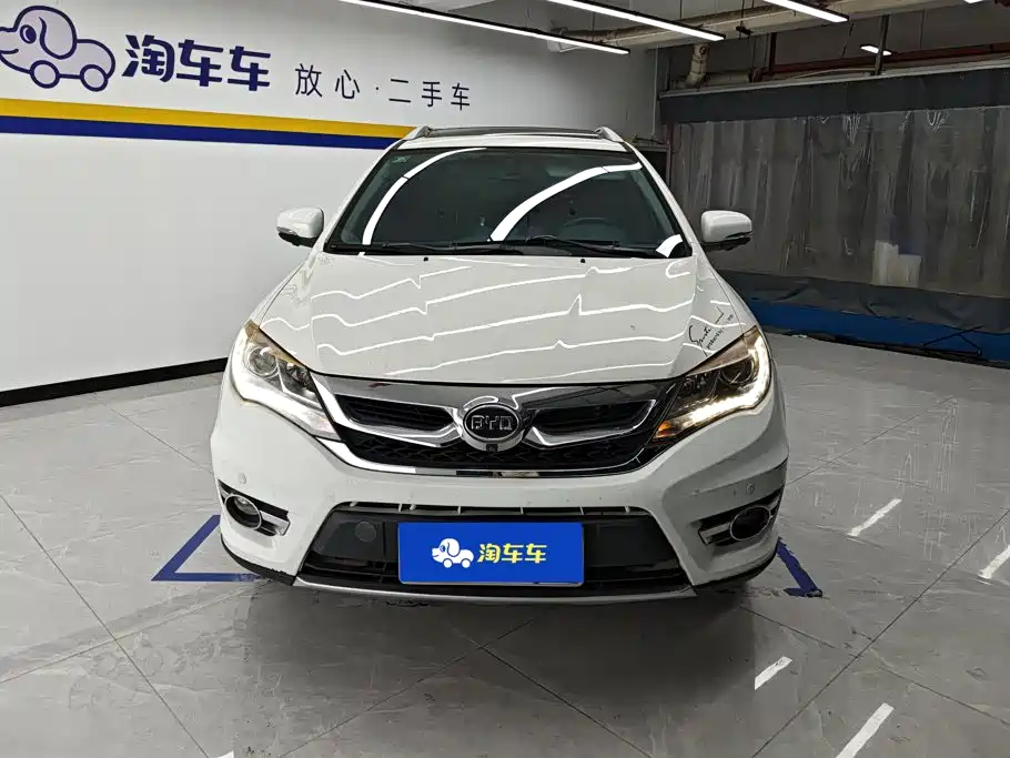 BYD S7 2016 2016 1.5T Manual Premium Model